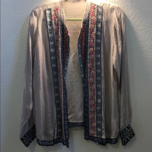 Beige rayon embroidered Johnny was button down - Picture 1 of 7